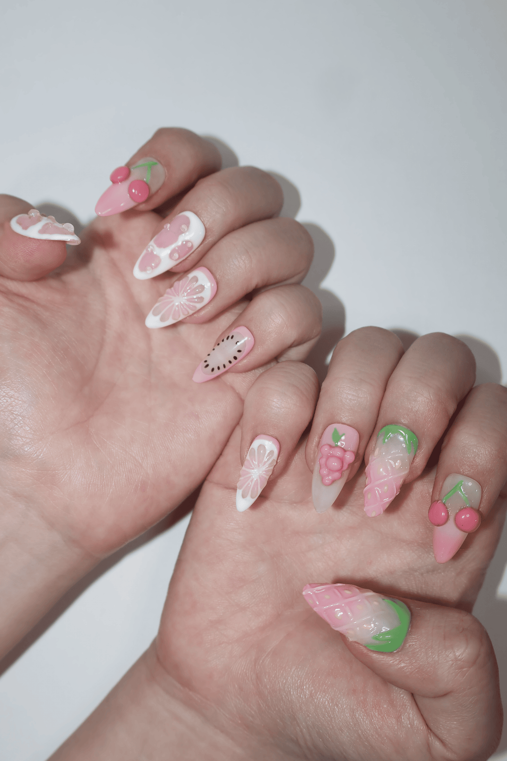 3D Fruit Strawberry Kawaii Short Almond Press On Nails