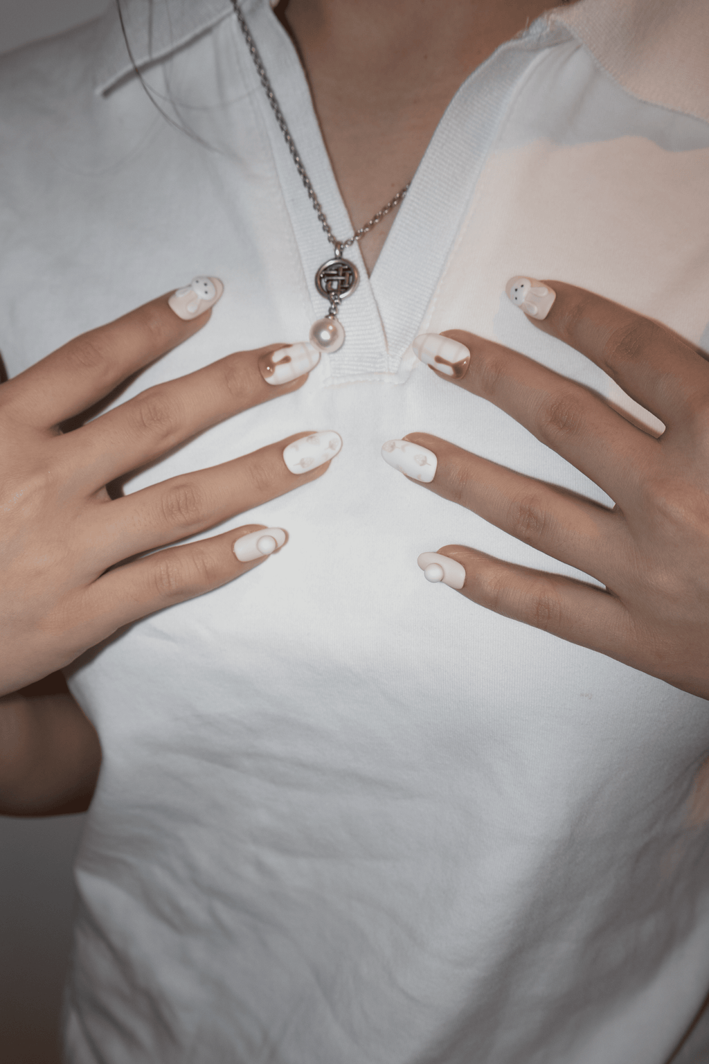 Bunny Plaid Milk Tea Kawaii Short Oval Nails
